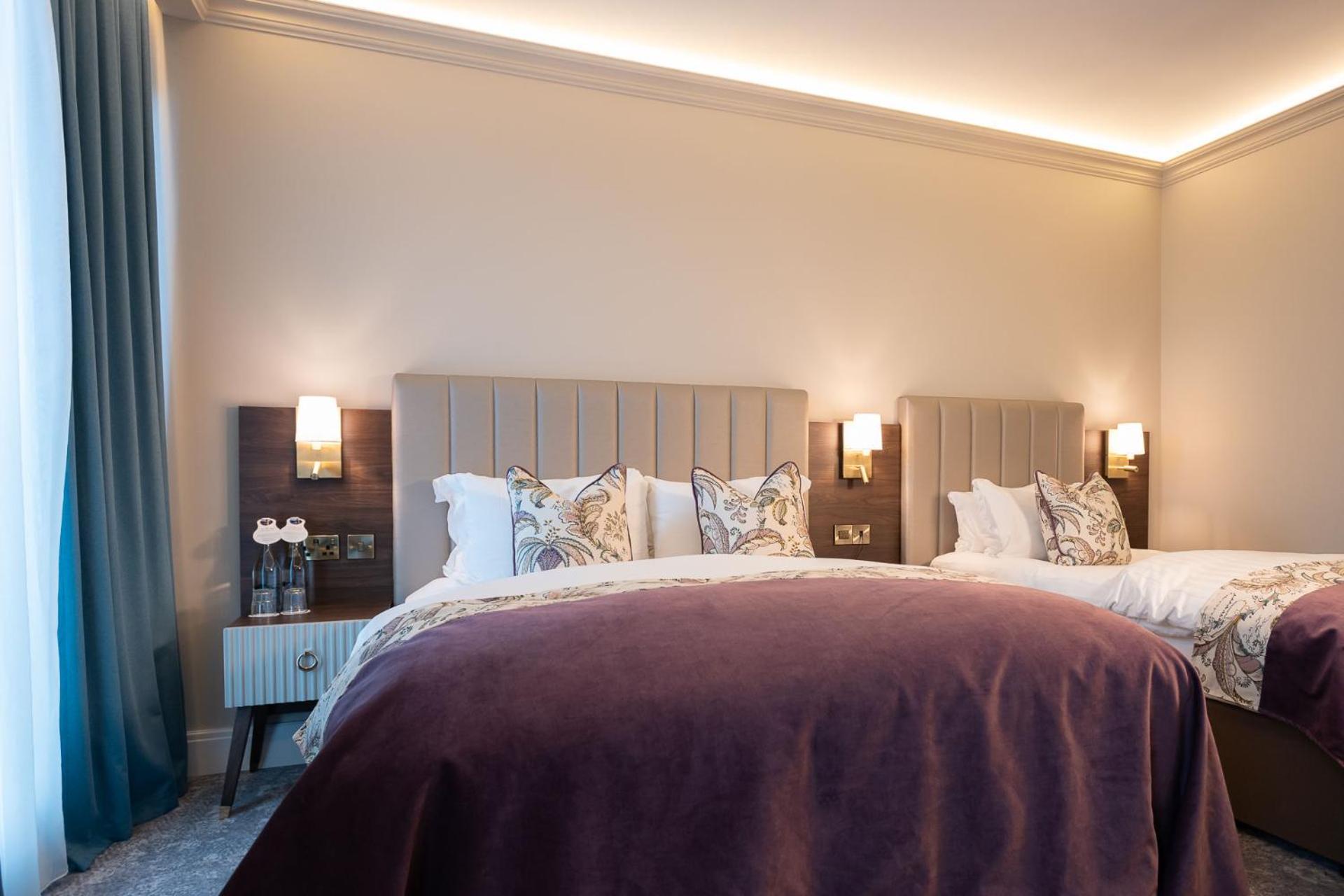 Cork'S Vienna Woods Hotel & Villas Exterior foto